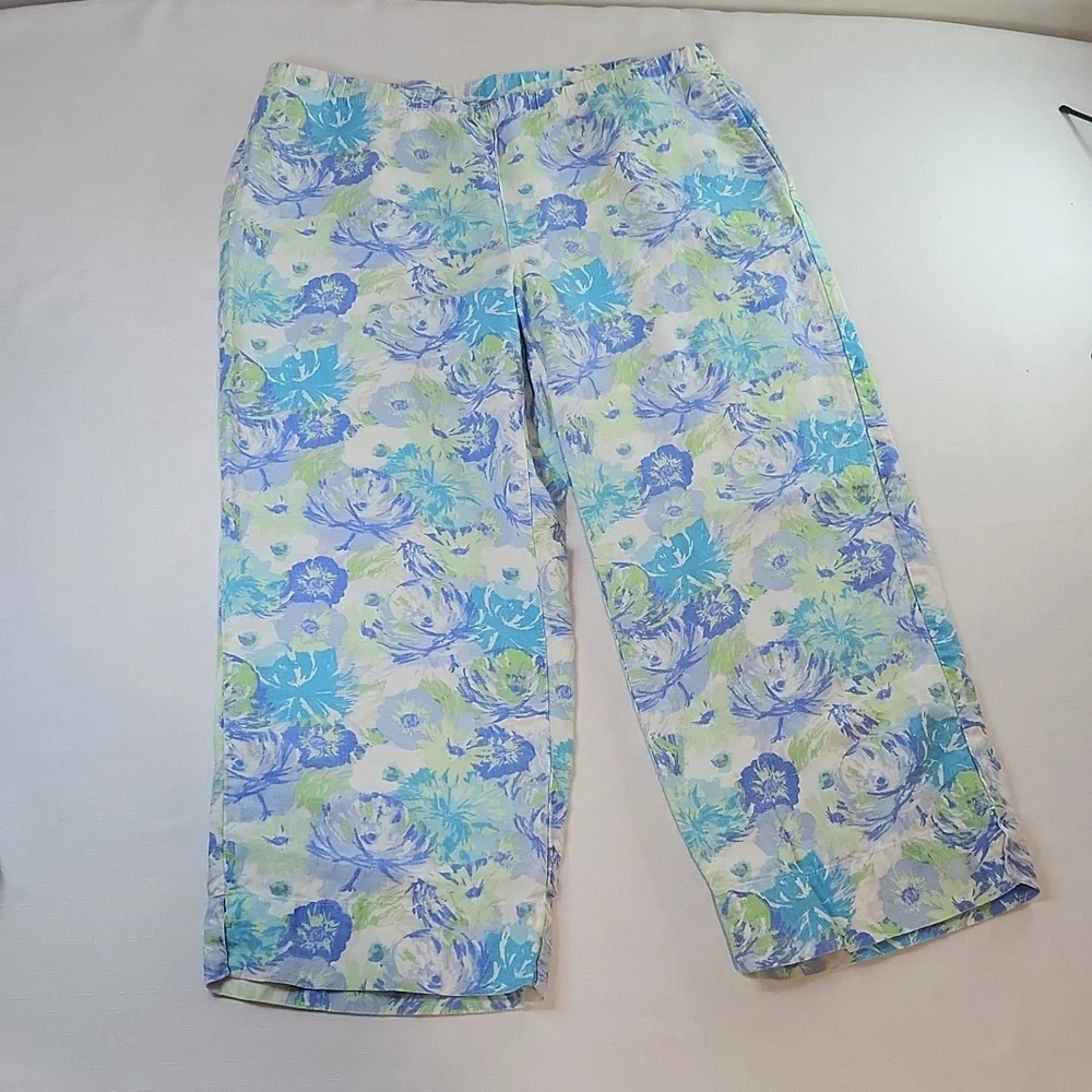 J. Jill floral linen capris cropped pants. Size M - Picture 2 of 10